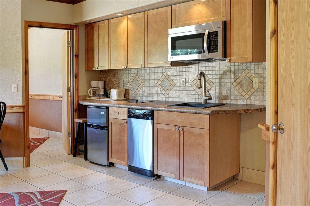 A Hotel Inn Sunapee Mount Sunapee エクステリア 写真