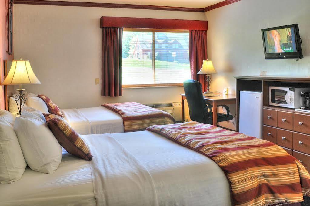A Hotel Inn Sunapee Mount Sunapee エクステリア 写真