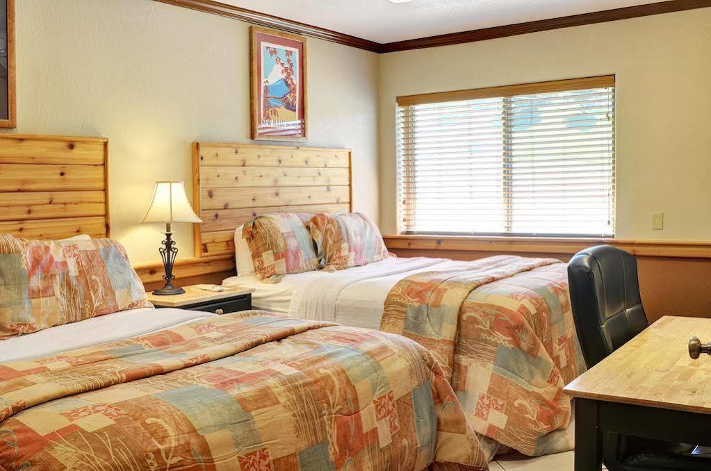 A Hotel Inn Sunapee Mount Sunapee エクステリア 写真